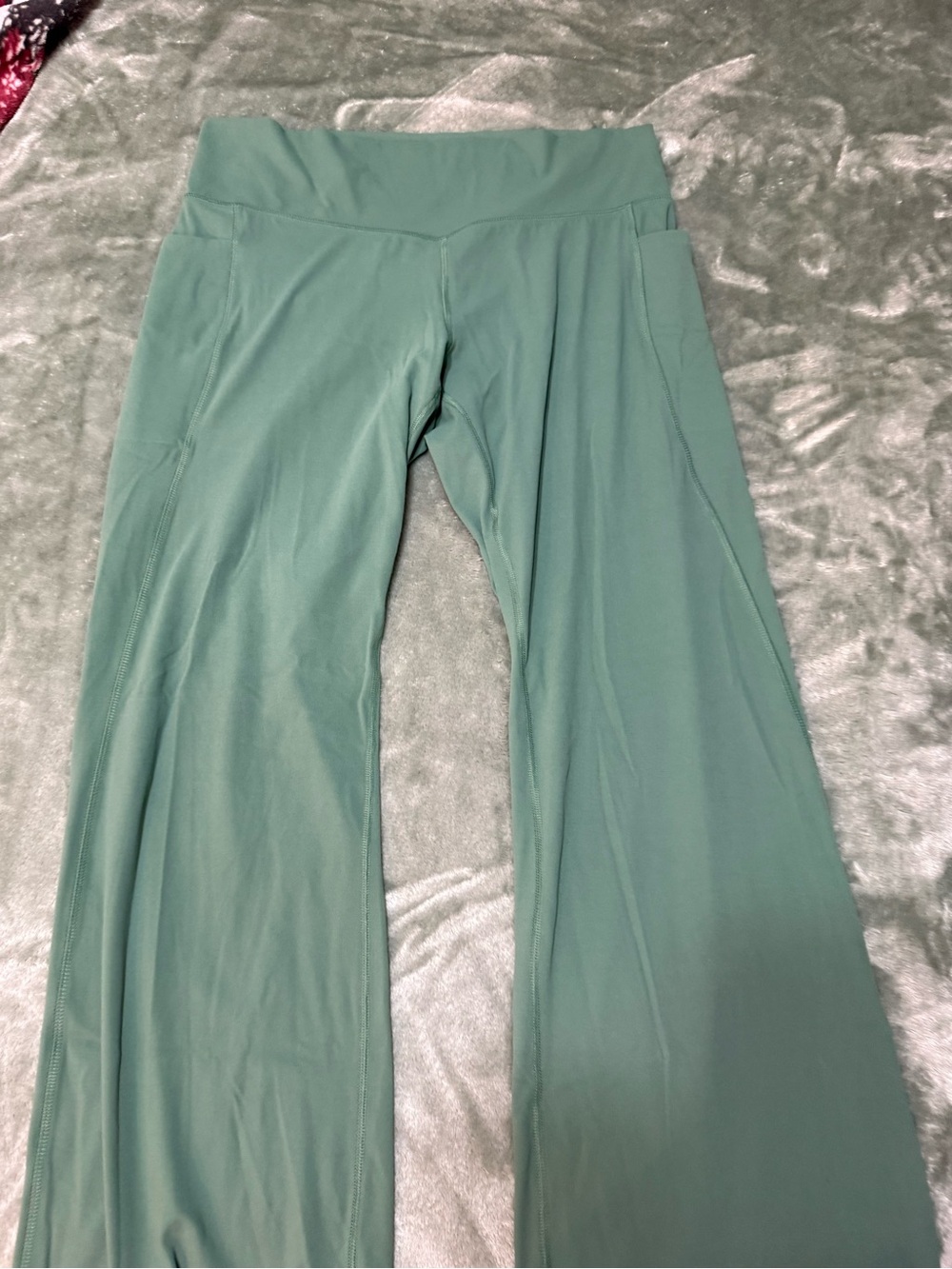 Light green everyday flare yoga leggings